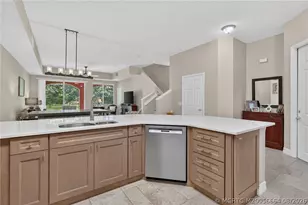 43 SE Sedona Cir, Stuart, FL 34994 - Photo 8