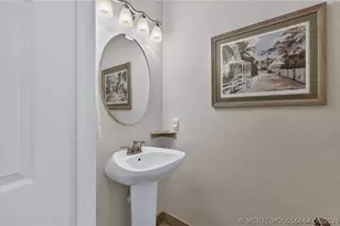 43 SE Sedona Cir, Stuart, FL 34994 - Photo 10