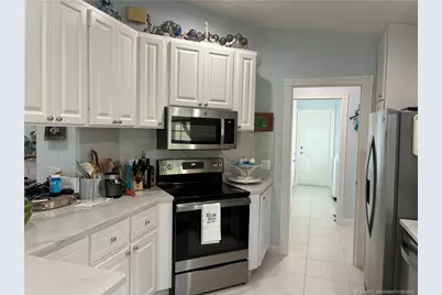 9097 SE Retreat Drive, Hobe Sound, FL 33455 - Photo 4