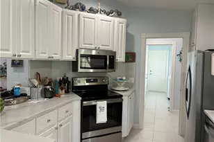 9097 SE Retreat Dr, Hobe Sound, FL 33455 - Photo 4