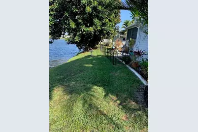4181 68th Street N #885, West Palm Beach, FL 33404 - Photo 4