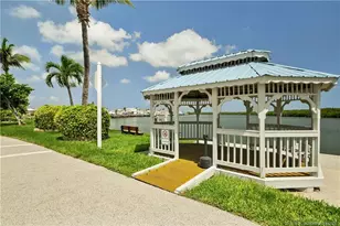 122 Nettles Blvd, Jensen Beach, FL 34957 - Photo 16