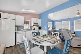 122 Nettles Blvd, Jensen Beach, FL 34957 - Photo 14