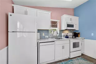 122 Nettles Blvd, Jensen Beach, FL 34957 - Photo 12