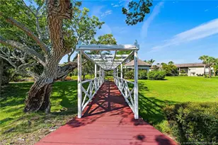 2950 SE Ocean Blvd, Stuart, FL 34996 - Photo 38