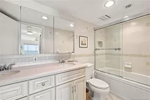 529 NE Plantation Rd, Stuart, FL 34996 - Photo 16