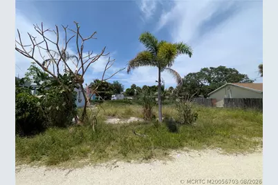 2457 NE Hickory Avenue, Jensen Beach, FL 34957 - Photo 2