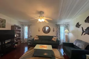 6225 Holly Ln, Lantana, FL 33462 - Photo 10