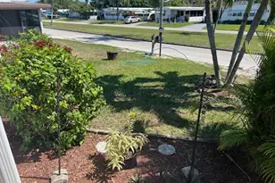 6225 Holly Ln, Lantana, FL 33462 - Photo 48