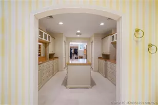 6661 SE Harbor Cir, Stuart, FL 34996 - Photo 46