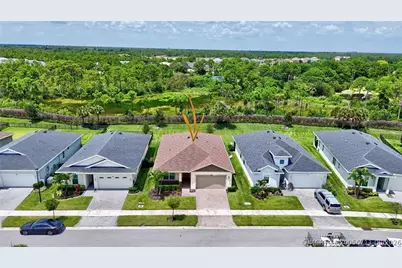 396 SE Mulberry Way, Port Saint Lucie, FL 34984 - Photo 2