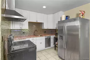 8331 SE Lundy St, Hobe Sound, FL 33455 - Photo 4