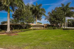 1445 SE Legacy Cove Cir, Stuart, FL 34997 - Photo 36