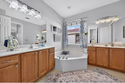 1445 SE Legacy Cove Circle, Stuart, FL 34997 - Photo 24