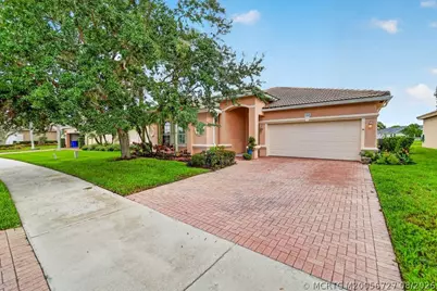 1445 SE Legacy Cove Circle, Stuart, FL 34997 - Photo 8