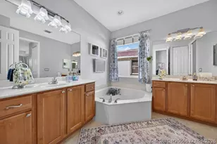 1445 SE Legacy Cove Cir, Stuart, FL 34997 - Photo 24