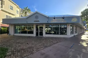40 SE Ocean Blvd, Stuart, FL 34994 - Photo 1