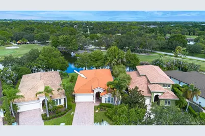 724 SW Pebble Lane, Palm City, FL 34990 - Photo 2