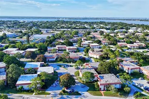 2600 SE Ocean Blvd, Stuart, FL 34996 - Photo 42