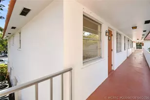 2600 SE Ocean Blvd, Stuart, FL 34996 - Photo 4
