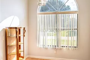 2284 SE Seafury Ln, Port Saint Lucie, FL 34952 - Photo 10
