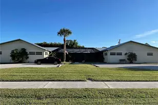 860 NW River Shores Blvd, Stuart, FL 34994 - Photo 1