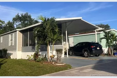 40 Plantation Boulevard, Lake Worth, FL 33467 - Photo 2