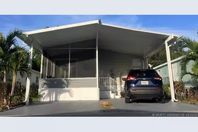 40 Plantation Boulevard, Lake Worth, FL 33467 - Photo 1