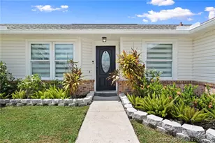 1972 SW Breezeway St, Port Saint Lucie, FL 34987 - Photo 4