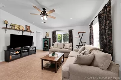 4526 SE Graham Drive, Stuart, FL 34997 - Photo 2