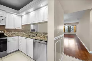 3540 Whitehall Dr, West Palm Beach, FL 33401 - Photo 4