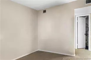 3540 Whitehall Dr, West Palm Beach, FL 33401 - Photo 10