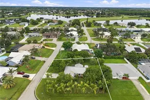 601 SE Barr St, Port Saint Lucie, FL 34984 - Photo 2