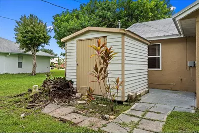 601 SE Barr Street, Port Saint Lucie, FL 34984 - Photo 36