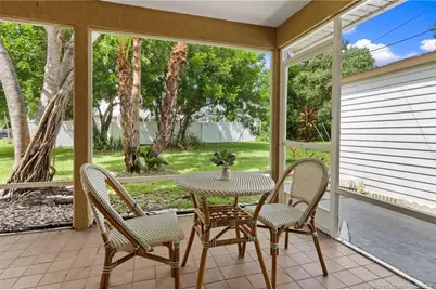 601 SE Barr Street, Port Saint Lucie, FL 34984 - Photo 30
