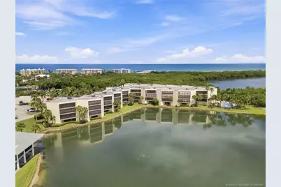 221 NE Plantation Road #207, Stuart, FL 34996 - Photo 4