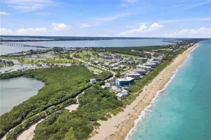 221 NE Plantation Rd, Stuart, FL 34996 - Photo 10