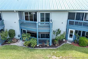 1585 NE Beacon Dr, Jensen Beach, FL 34957 - Photo 22