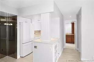 3792 NE Ocean Blvd, Jensen Beach, FL 34957 - Photo 2