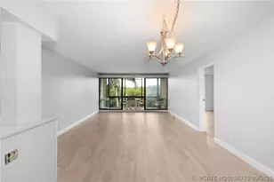 3792 NE Ocean Blvd, Jensen Beach, FL 34957 - Photo 4