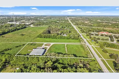 2005 SE Cove Road, Stuart, FL 34997 - Photo 2