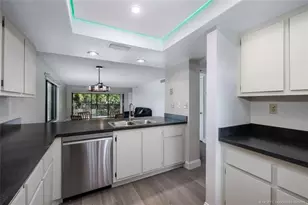 1600 NE Dixie Hwy, Jensen Beach, FL 34957 - Photo 10