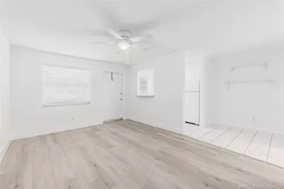 660 SW Bryant Avenue #3, Stuart, FL 34994 - Photo 2