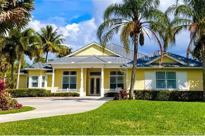 4743 SW Bermuda Way, Palm City, FL 34990 - Photo 1