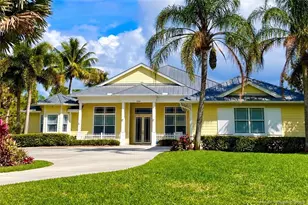 4743 SW Bermuda Way, Palm City, FL 34990 - Photo 1