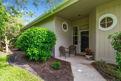 2201 NW Seagrass Drive, Palm City, FL 34990 - Photo 4