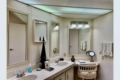 16112 SW Five Wood Way, Indiantown, FL 34956 - Photo 46