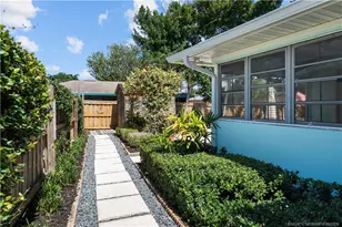 2040 NE Acapulco Dr, Jensen Beach, FL 34957 - Photo 42