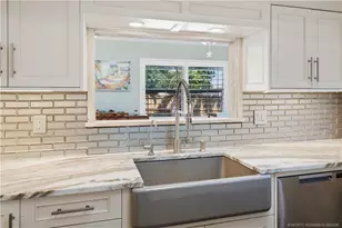 2040 NE Acapulco Dr, Jensen Beach, FL 34957 - Photo 20