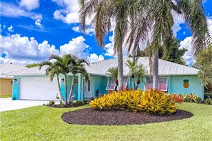 2040 NE Acapulco Dr, Jensen Beach, FL 34957 - Photo 1